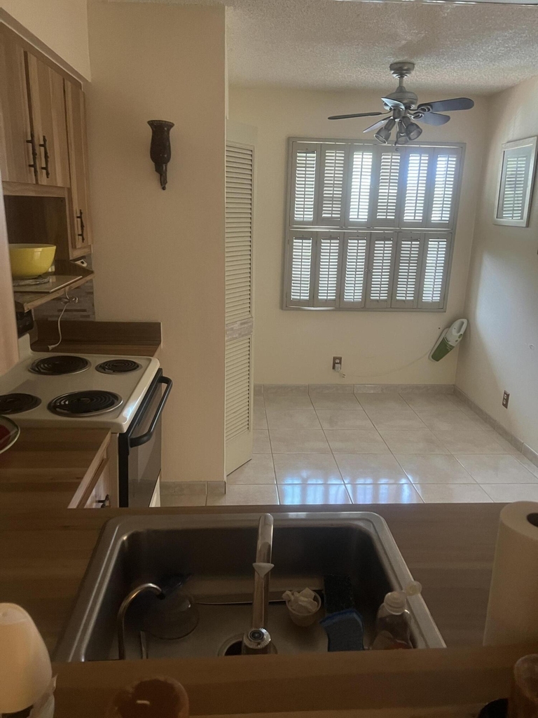 480 Nw 76th Avenue - Photo 12