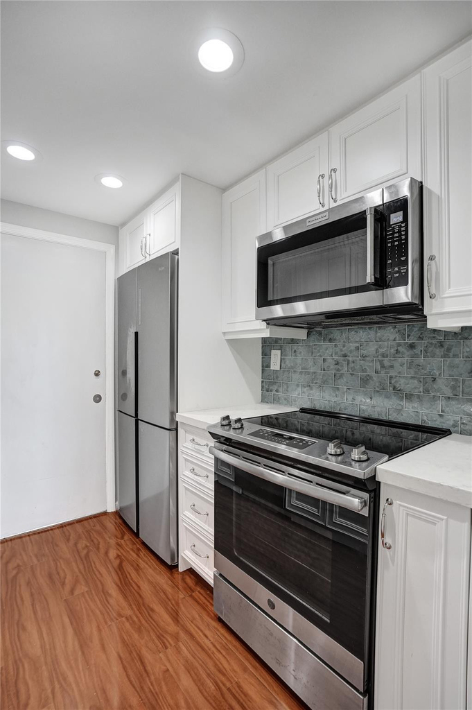200 S Birch Road - Photo 8