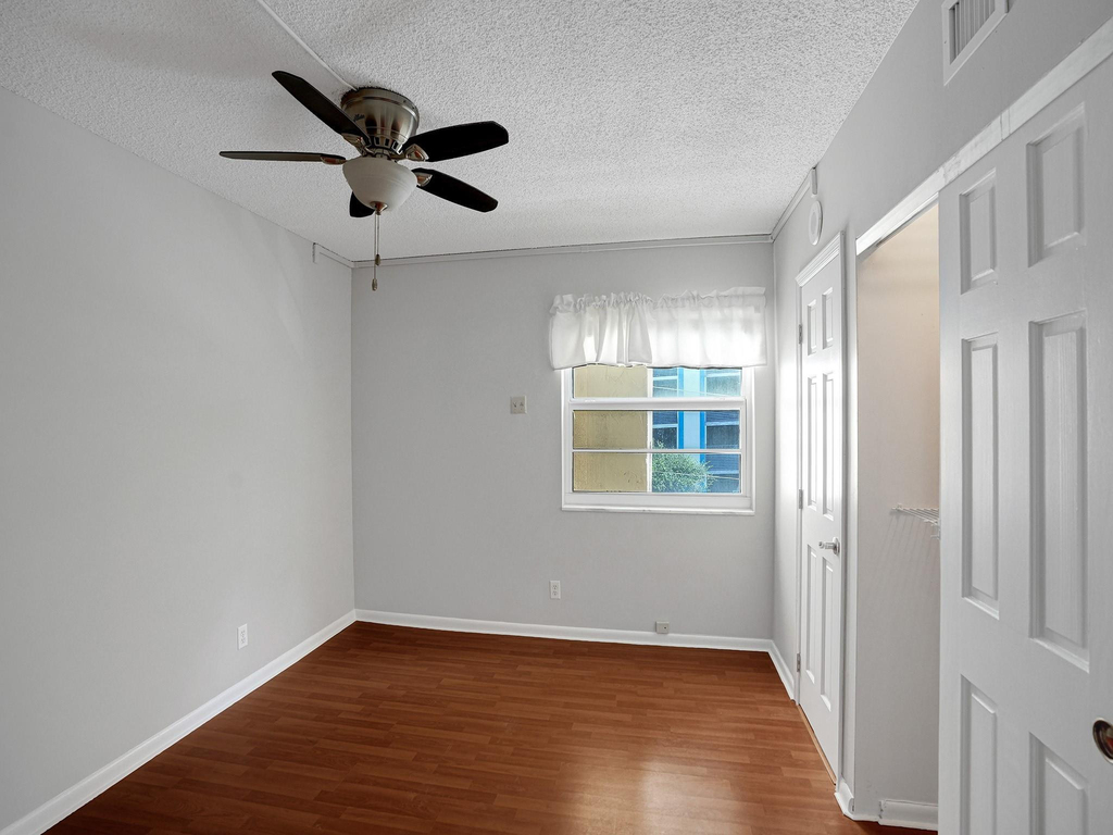 200 S Birch Road - Photo 20