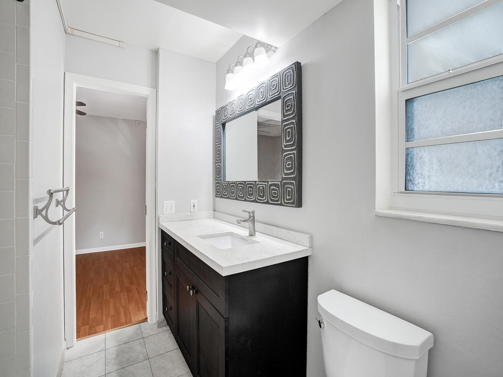 200 S Birch Road - Photo 15