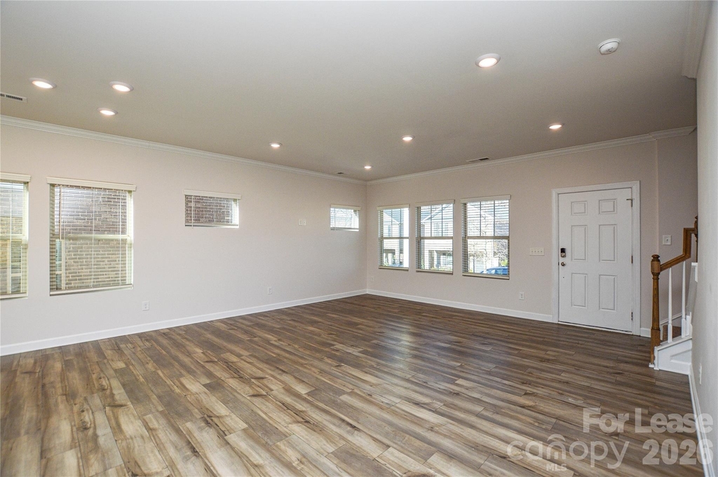3215 Lisburn Street - Photo 23
