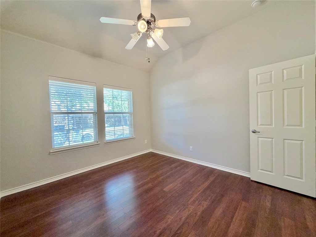 9269 Penton Place - Photo 21