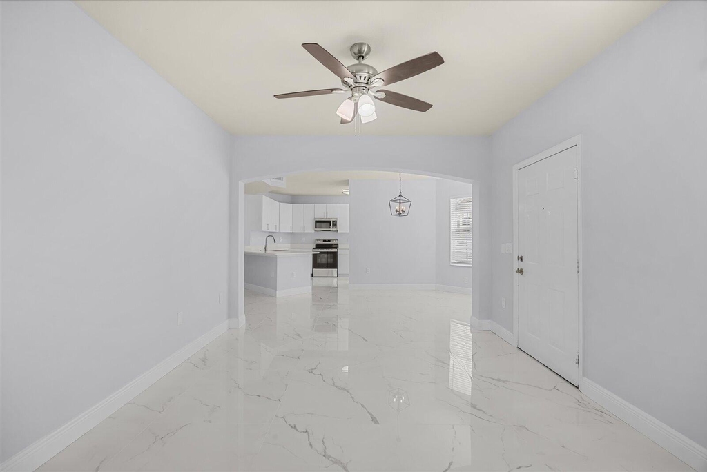 128 Sw Peacock Boulevard - Photo 4