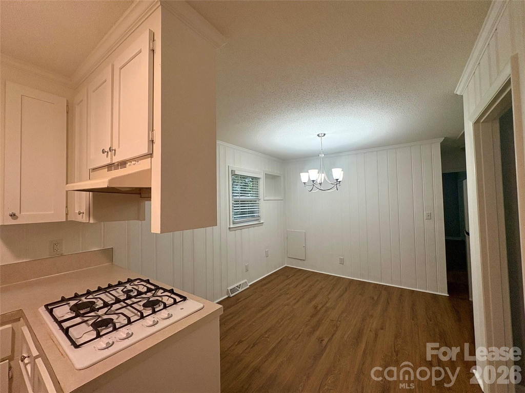 109 Holly Drive - Photo 9