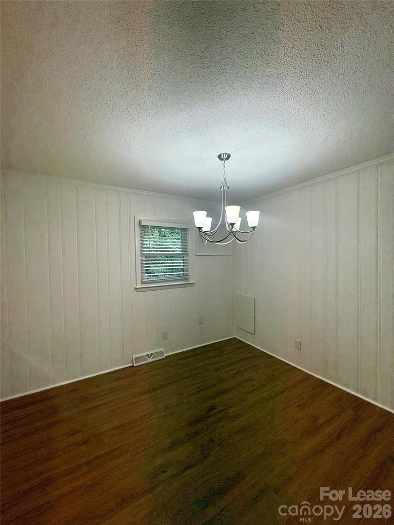 109 Holly Drive - Photo 7