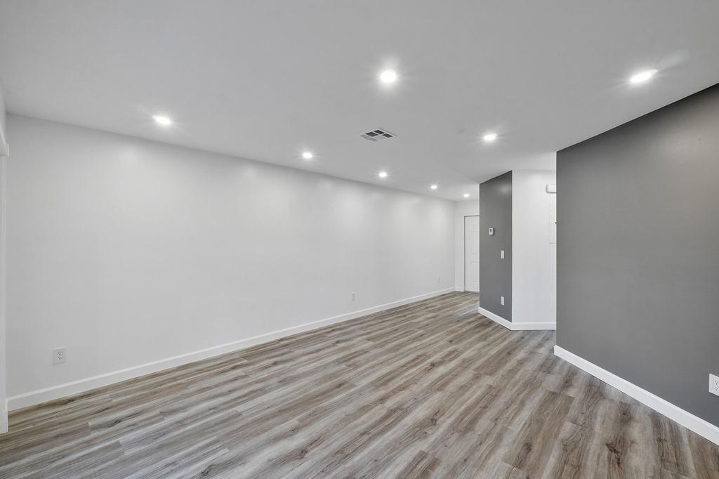 273 Nw 36th Avenue - Photo 4