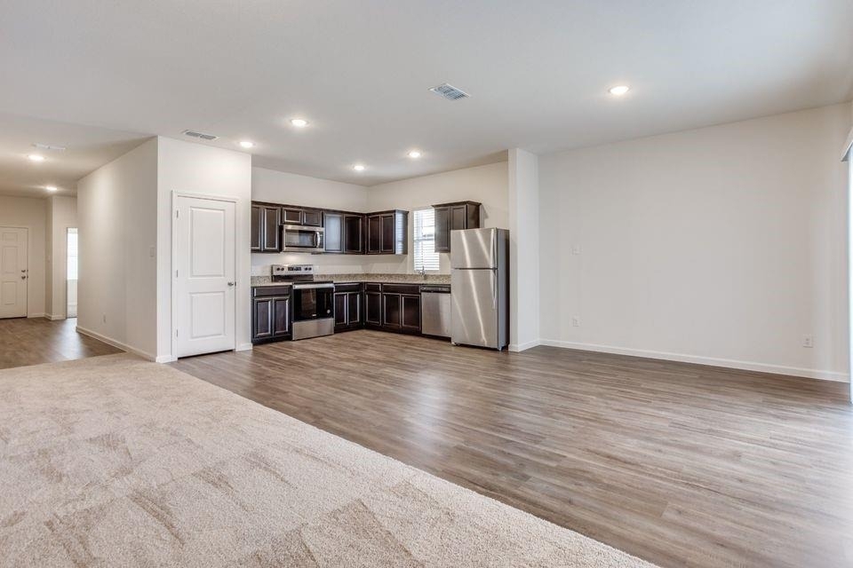 212 Briar Cove - Photo 2