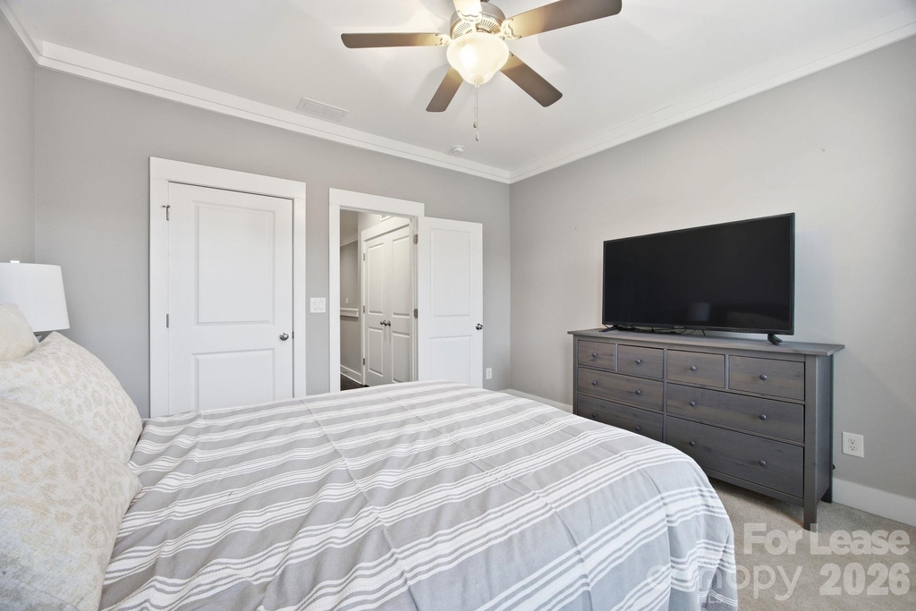 863 Academy Street - Photo 22