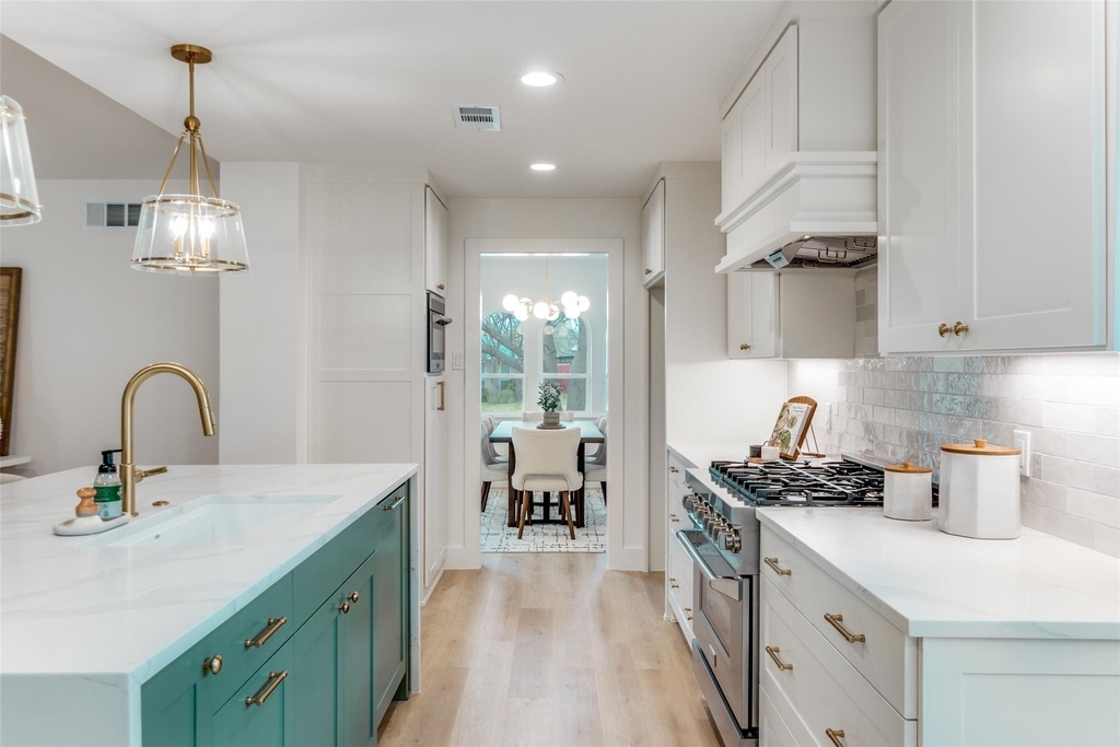 9406 Arborhill Drive - Photo 18