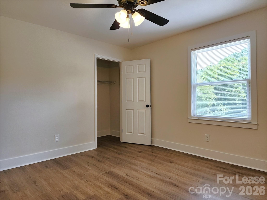 315 Hamilton Drive - Photo 14