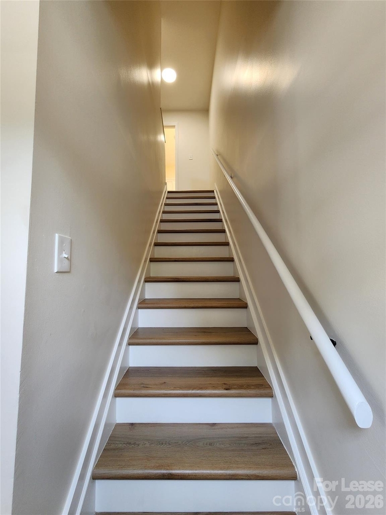 315 Hamilton Drive - Photo 11