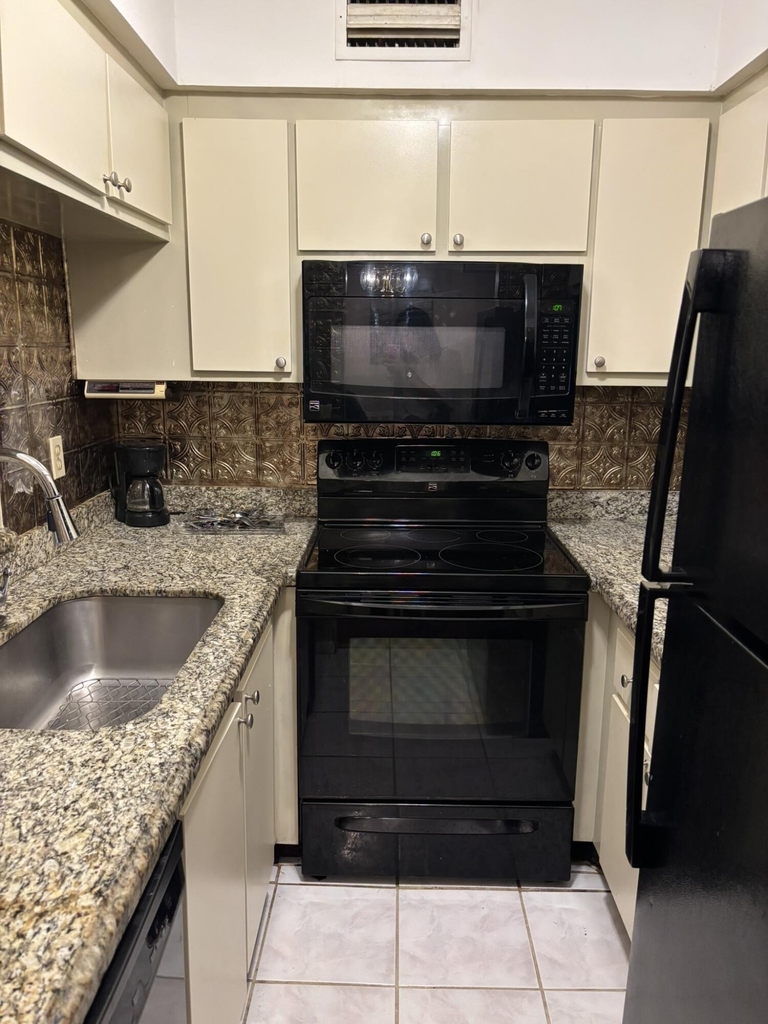 7106 Golf Colony Court - Photo 8