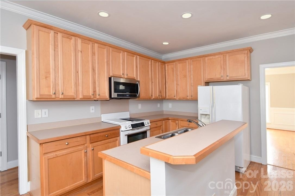 603 Lexington Drive - Photo 13