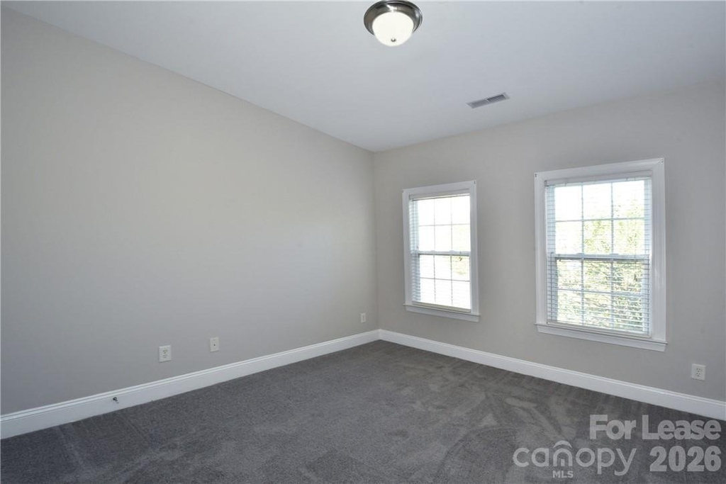 603 Lexington Drive - Photo 5