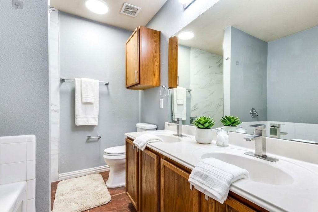 1409 Ash Street - Photo 13