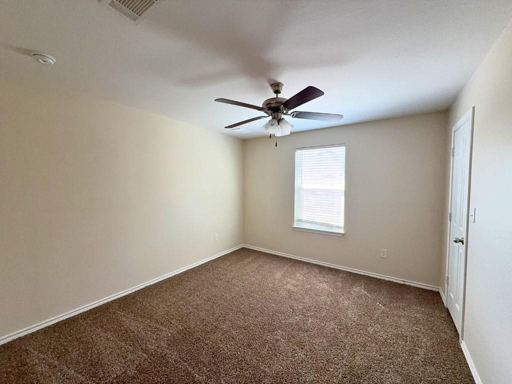 721 E College Street - Photo 8