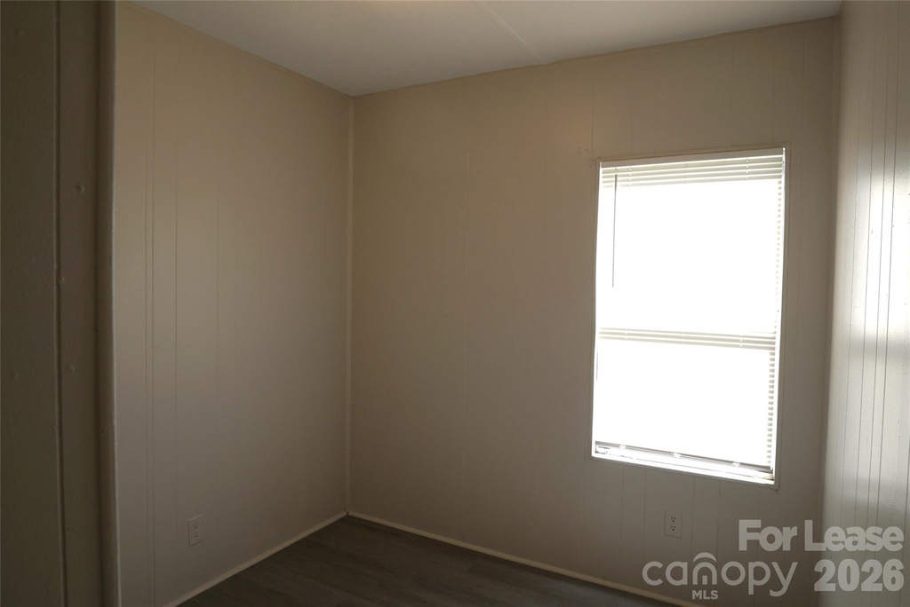 2689 Robinson Road - Photo 7