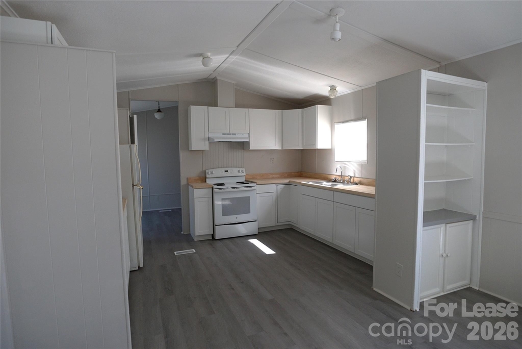 2689 Robinson Road - Photo 3