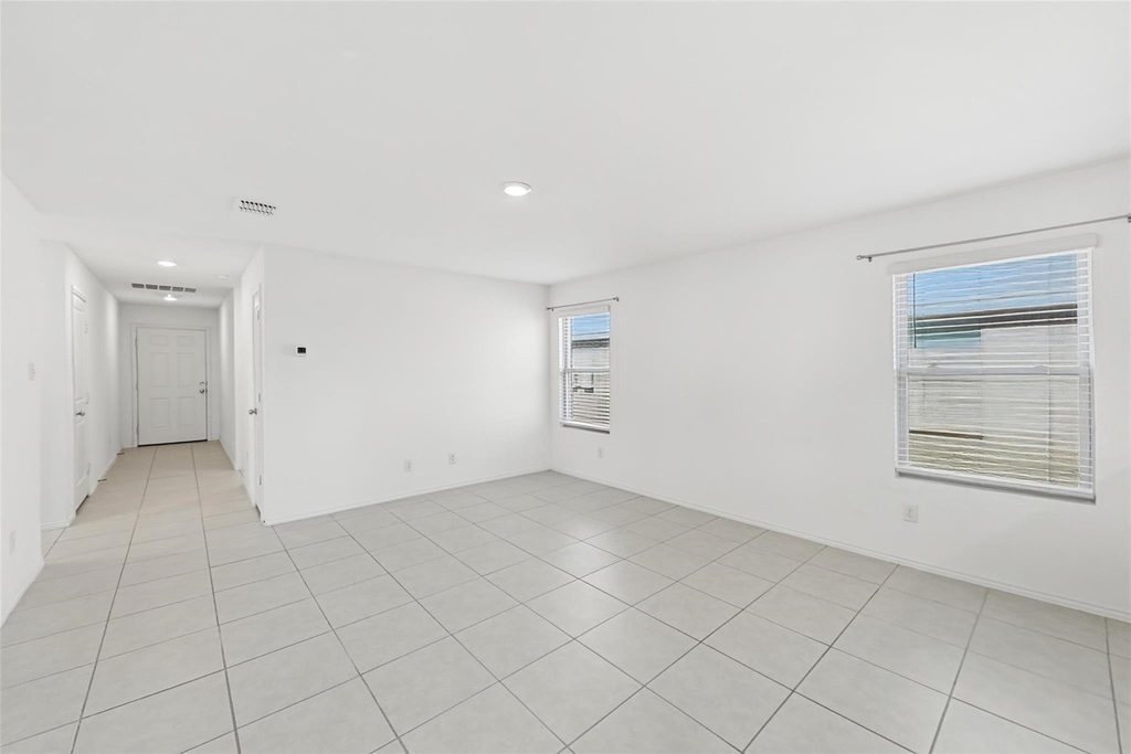 1380 Beach Drive - Photo 2