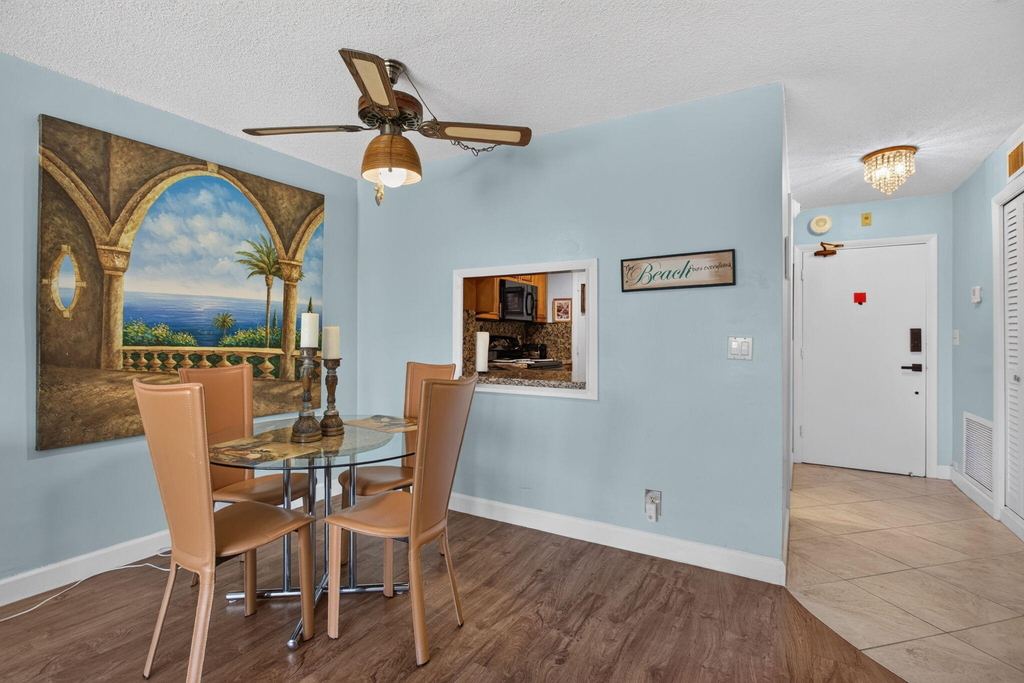 133 N Pompano Beach Boulevard - Photo 12