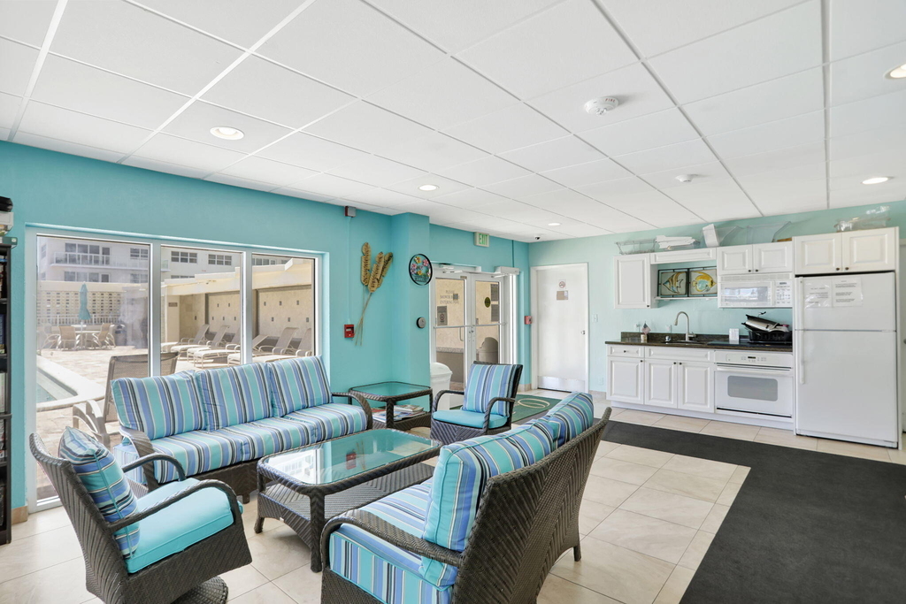 133 N Pompano Beach Boulevard - Photo 25