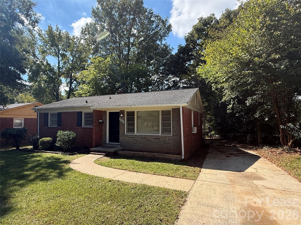 4709 Morgan Street - Photo 1