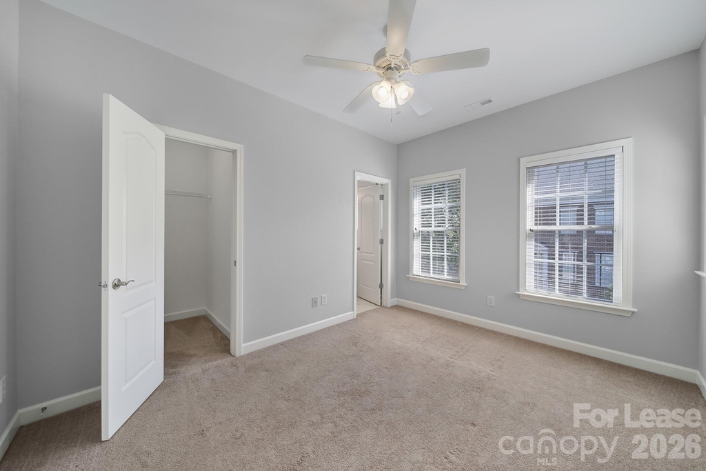 635 Old Meeting Way - Photo 17