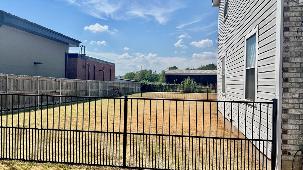 115 N Denton Street - Photo 1