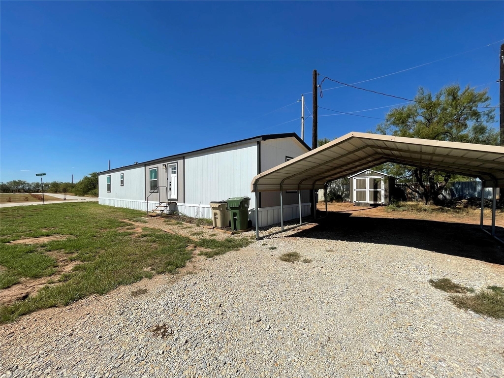 131 Vista Drive - Photo 0