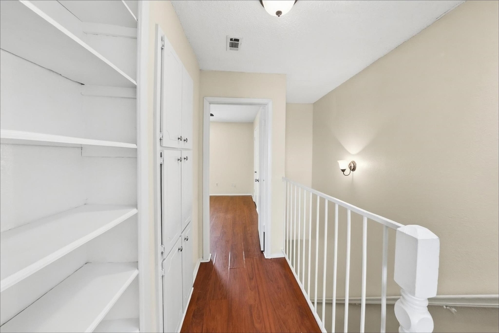 1006 Bland Drive - Photo 10
