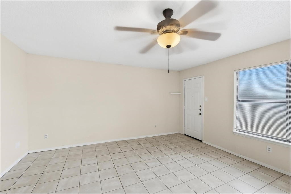 1006 Bland Drive - Photo 9