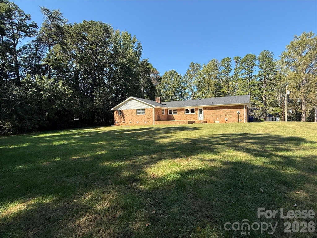 8806 Crestwood Drive - Photo 41