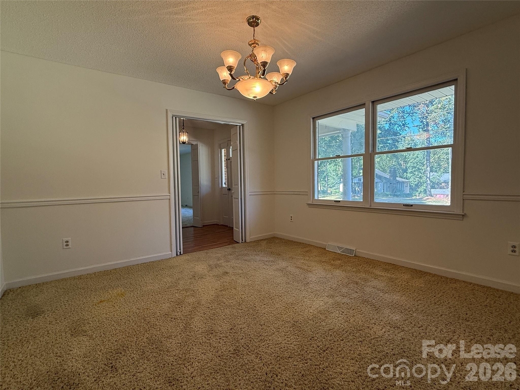 8806 Crestwood Drive - Photo 10