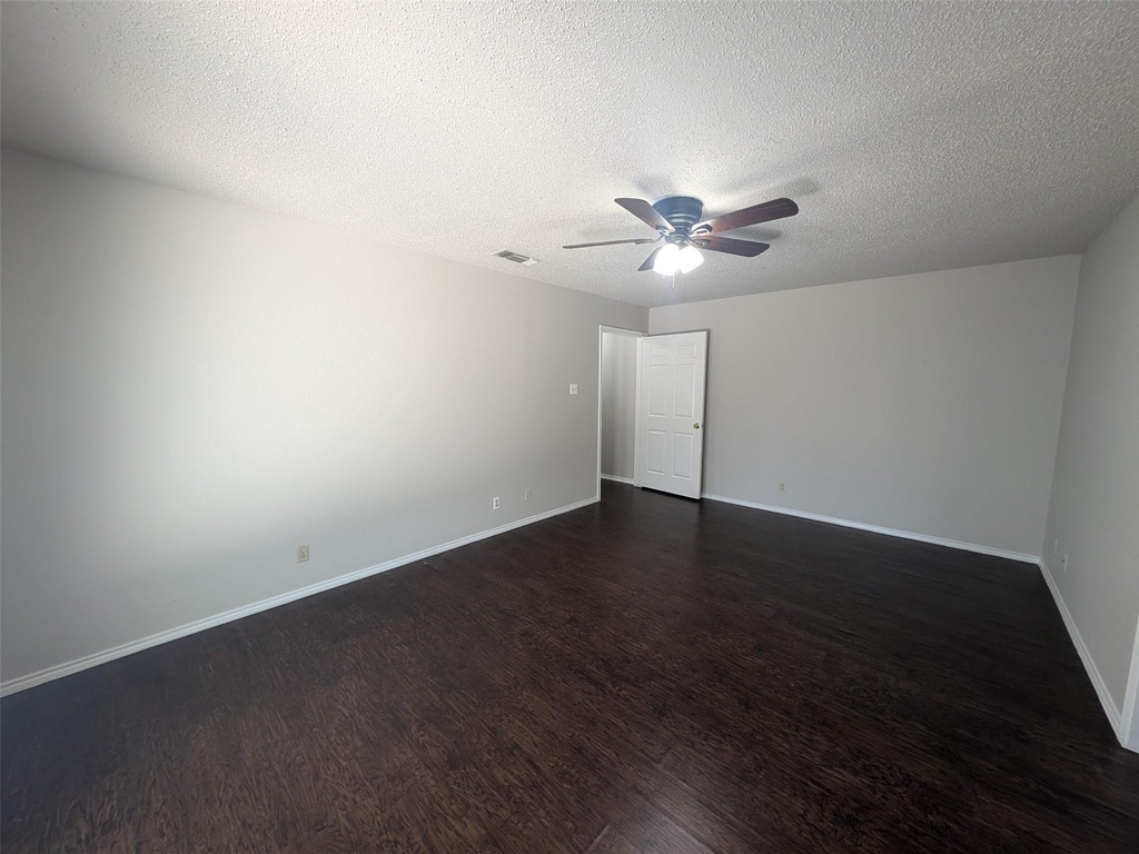 115 Meadowview Drive - Photo 7