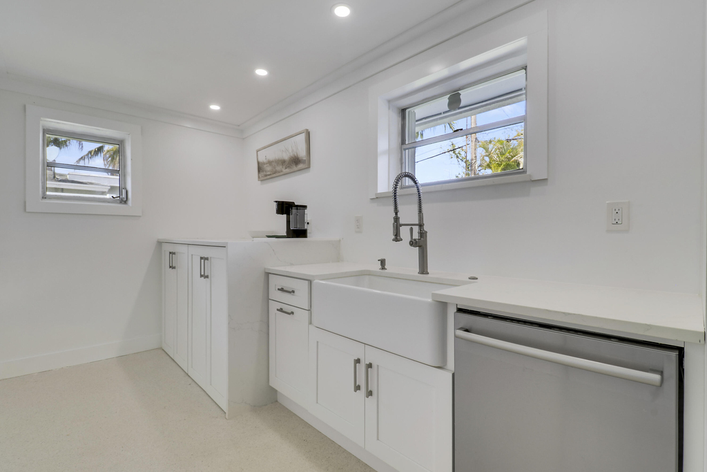 1518 Summer Avenue - Photo 20