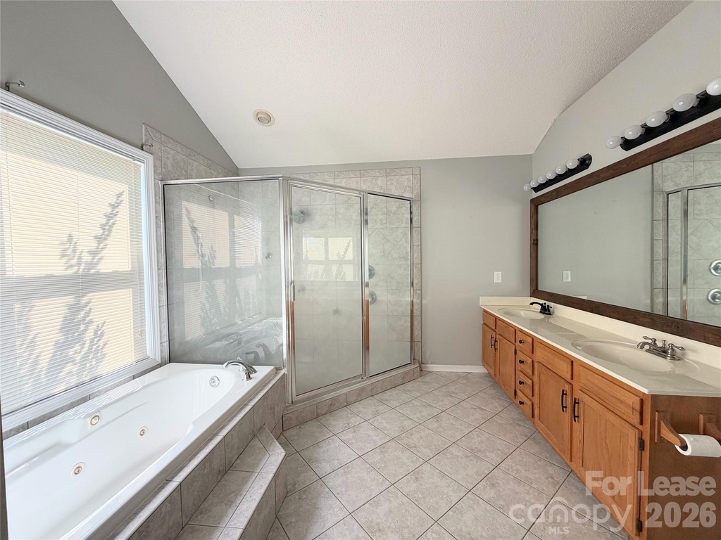 212 Northchase Drive - Photo 7
