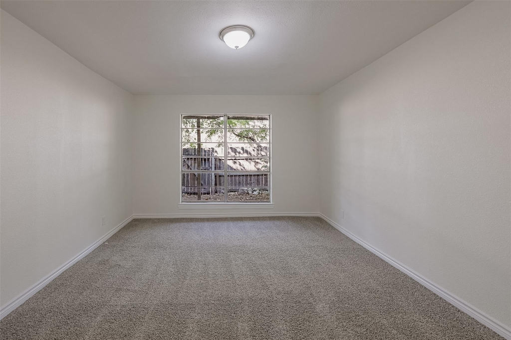 5055 Ridglea Lane - Photo 9
