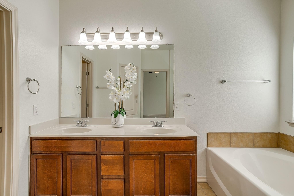 1300 Ocotillo Lane - Photo 20