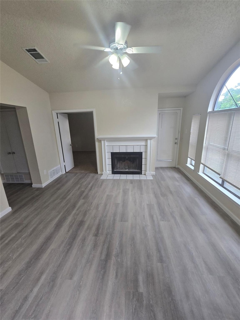 919 Gaynor Avenue - Photo 1
