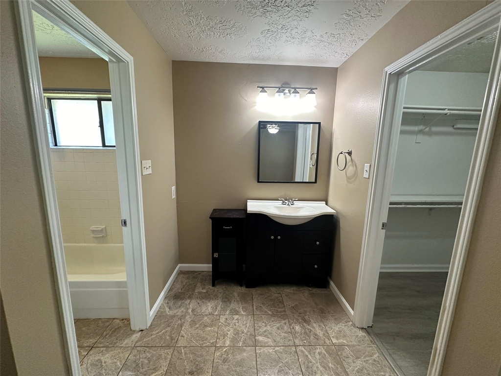 4045 Cavalry Drive - Photo 28