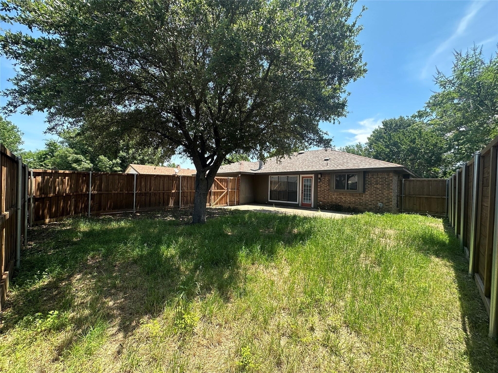 4045 Cavalry Drive - Photo 32