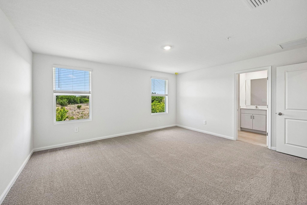 636 Salisbury Circle - Photo 19
