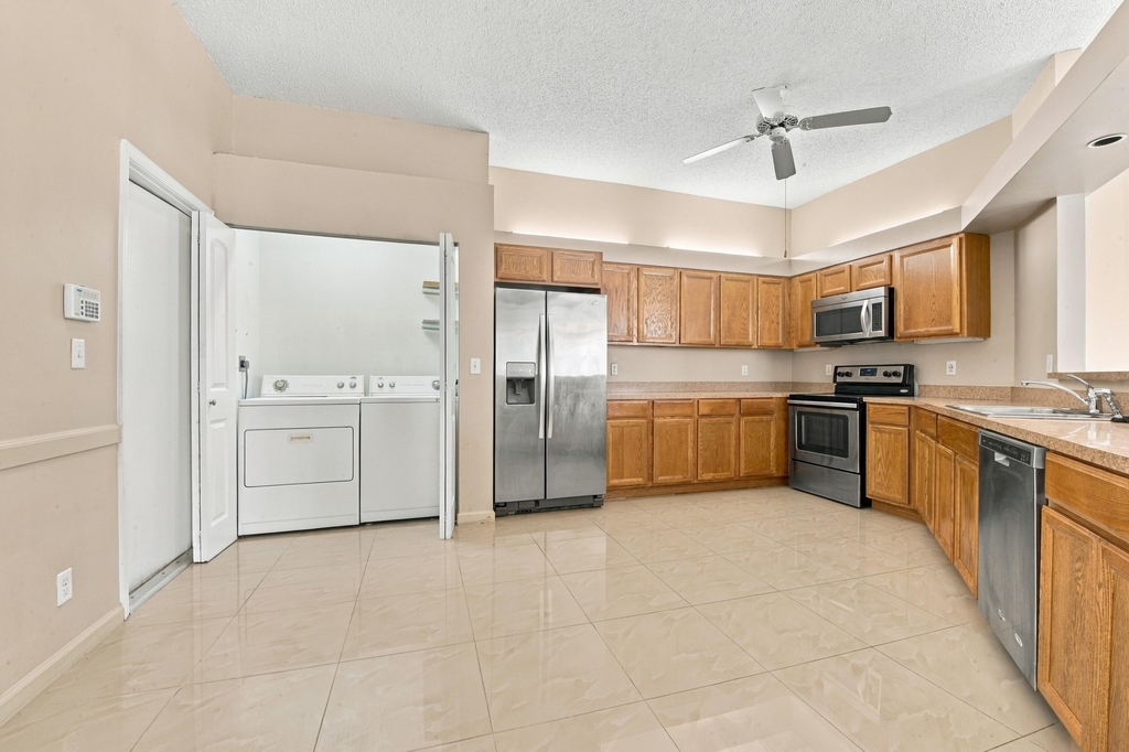 9733 Boca Gardens Circle N - Photo 15