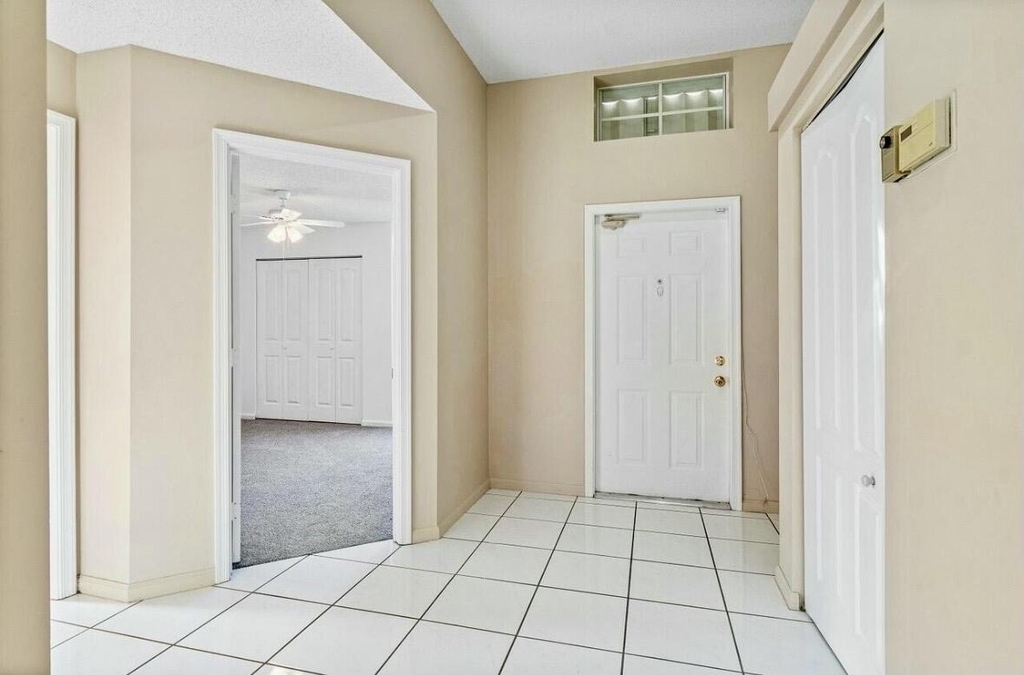 9733 Boca Gardens Circle N - Photo 4