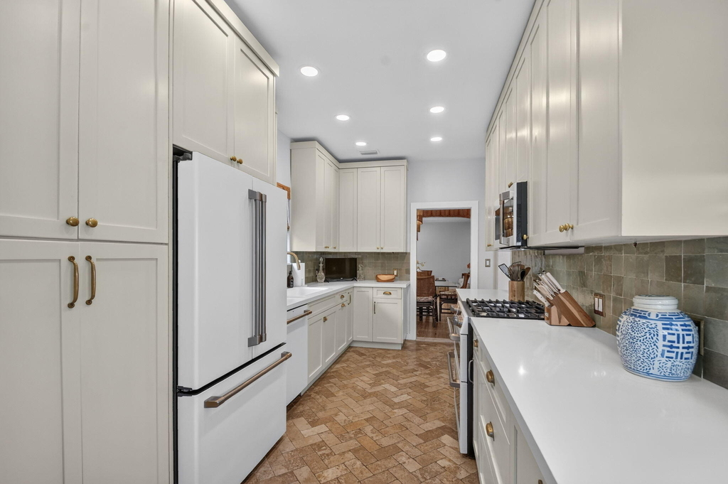 426 30th Street - Photo 14