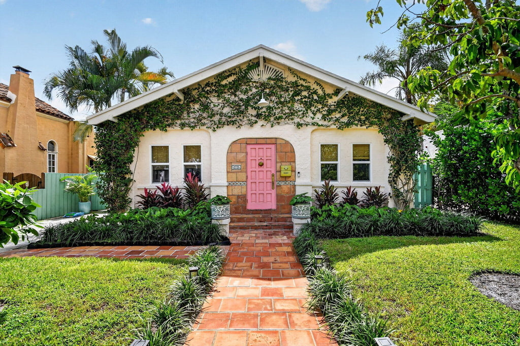 426 30th Street - Photo 0