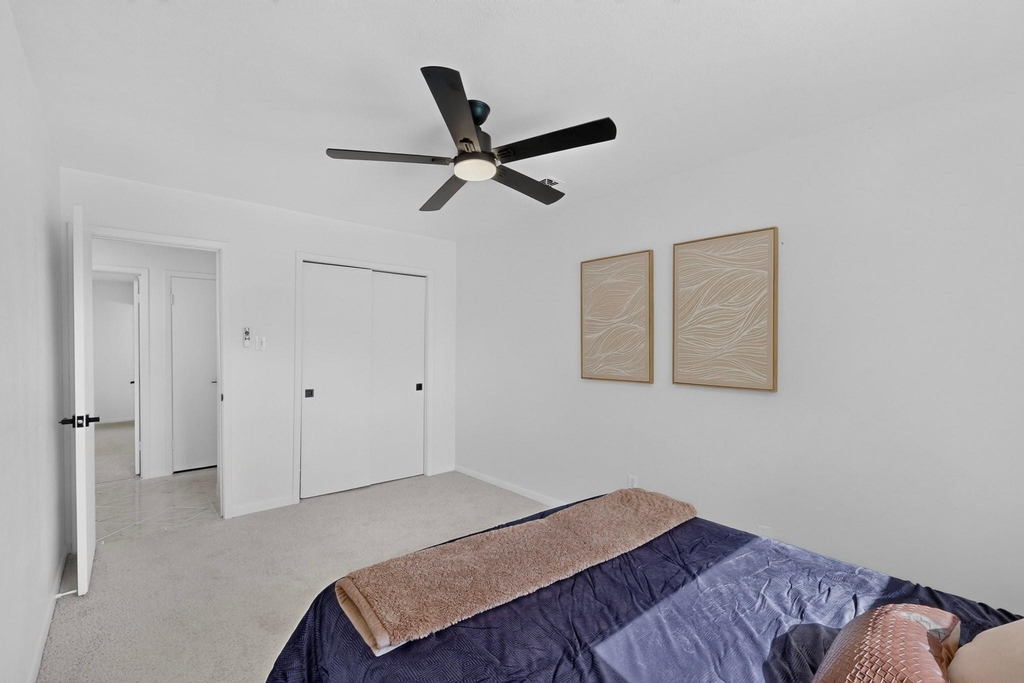 5451 Lubbock Avenue - Photo 16