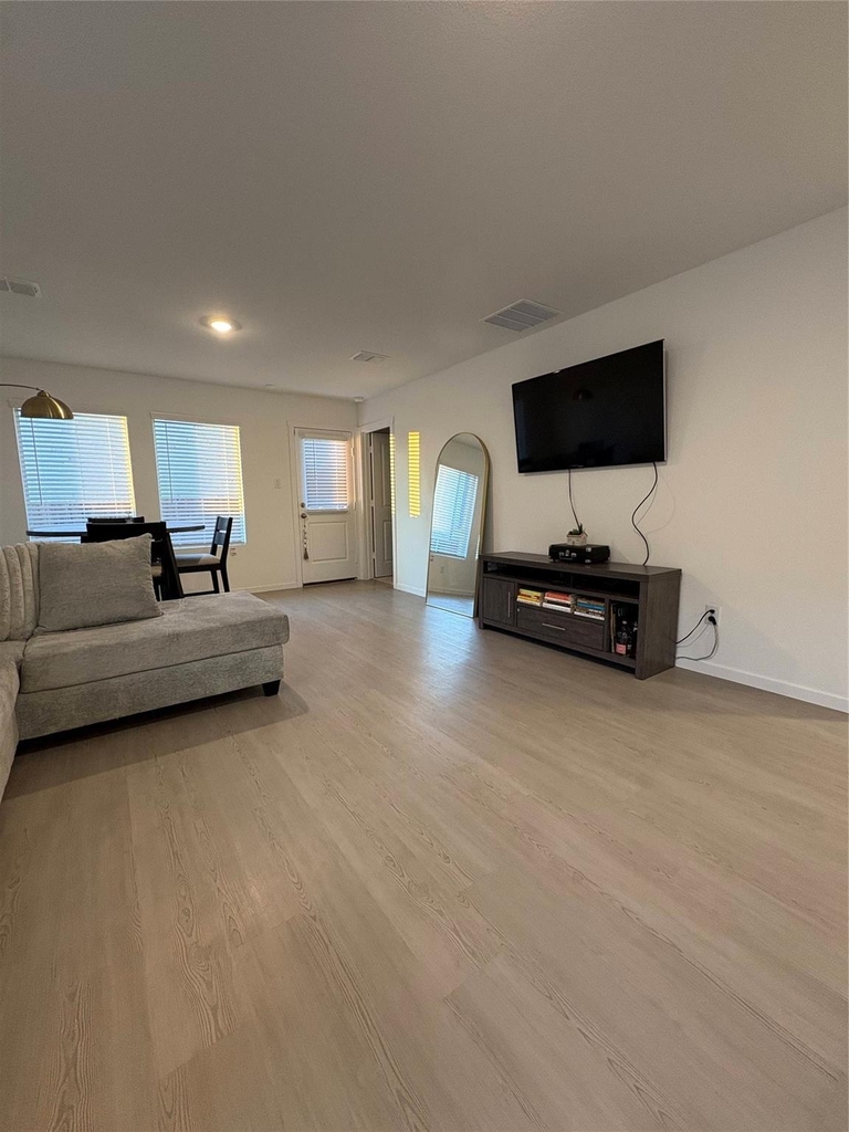 3064 Ashbrook Lane - Photo 6