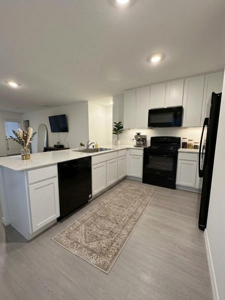 3064 Ashbrook Lane - Photo 4