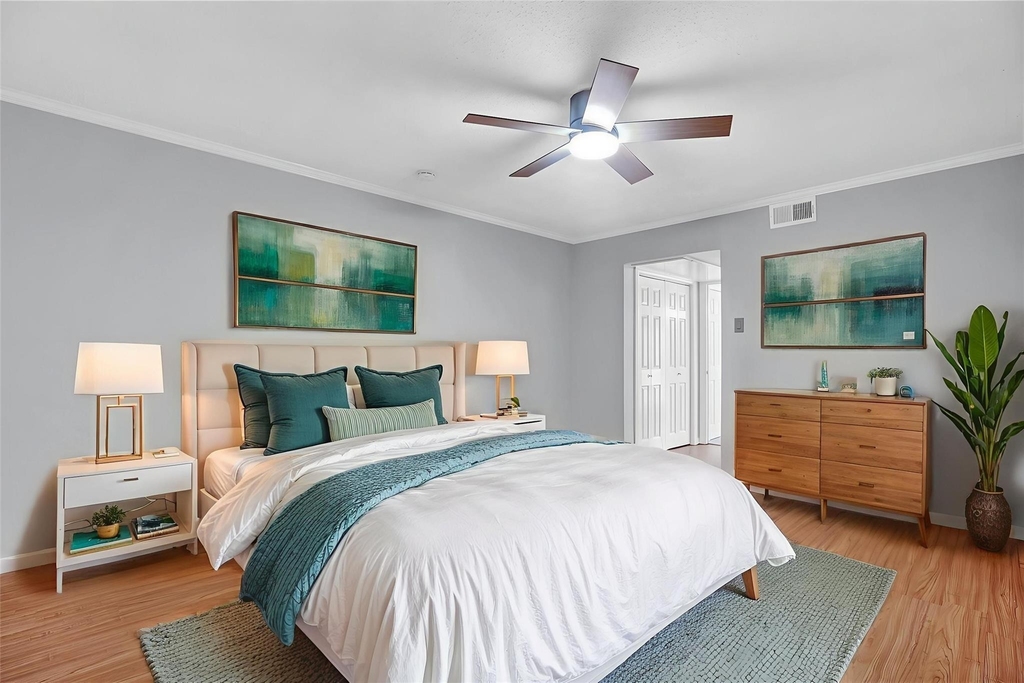 7705 Meadow Park Drive - Photo 10